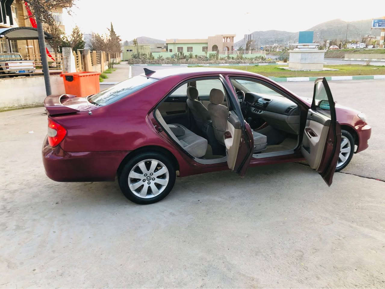 تکایە قەرز و قیست و سەودا ناکەم
تەبرید تۆماتیک نمونە ی خاوێنی و جوانی و مەزبووتی
$32 کۆتا     رانیە       *********** ڤایبەر واتس ئاپی لەسەرە
تۆیۆتا کامری مۆدل 2006 بڕاوەی دووبەی بیلاد 4 پستن پێش و پشتی کەپسە سەیارەکە هیچی نیە واتا علوجە و بەشەرتی ماڵی مەدەنی نەبێ
تۆماتیک و تەبرید سارد و گەرم لەسەر سویچ هەمو شتی بیلادی
خریجی ناوزەرد و مەرکەزی ناو فۆڕنیکا ئاوێنە کارەبا جام کارەبا تەرجیل بیلادی CD ویلکەپ کوشن باریف قوفڵ مەرکەزی
چرکەو گەڵا ببڕە 
چوار ویل و تایەی تازەی بۆ بەسراوە
گێر مەکینە تەبرید کارەبای و تندووتۆڵی بەشەرت
تازە پێش و پشتی تونکراوەتەوە رانية, السليمانية
