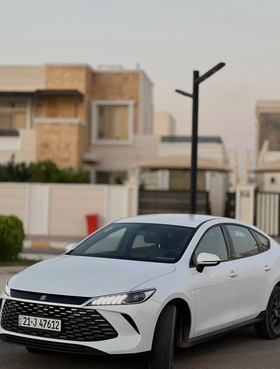 بي وايدي جن بلاص رقم سليمانيه
مكفول  من كلشي بيه رصعه بل بنيد مكفول من كالشي    
الجيل ال 5 
ماشيه ١٣ الف الكالي  
السياره بعد عل وضع الشركه 
غراضاه كامله 
لون ابيض 
رادار اماي وخالفي   
بسمي تحويل ثانيوم  
العنوان صلاح الدين تكريت  مجمع بيتي 
السعر خاص 
الستفسار ***********
