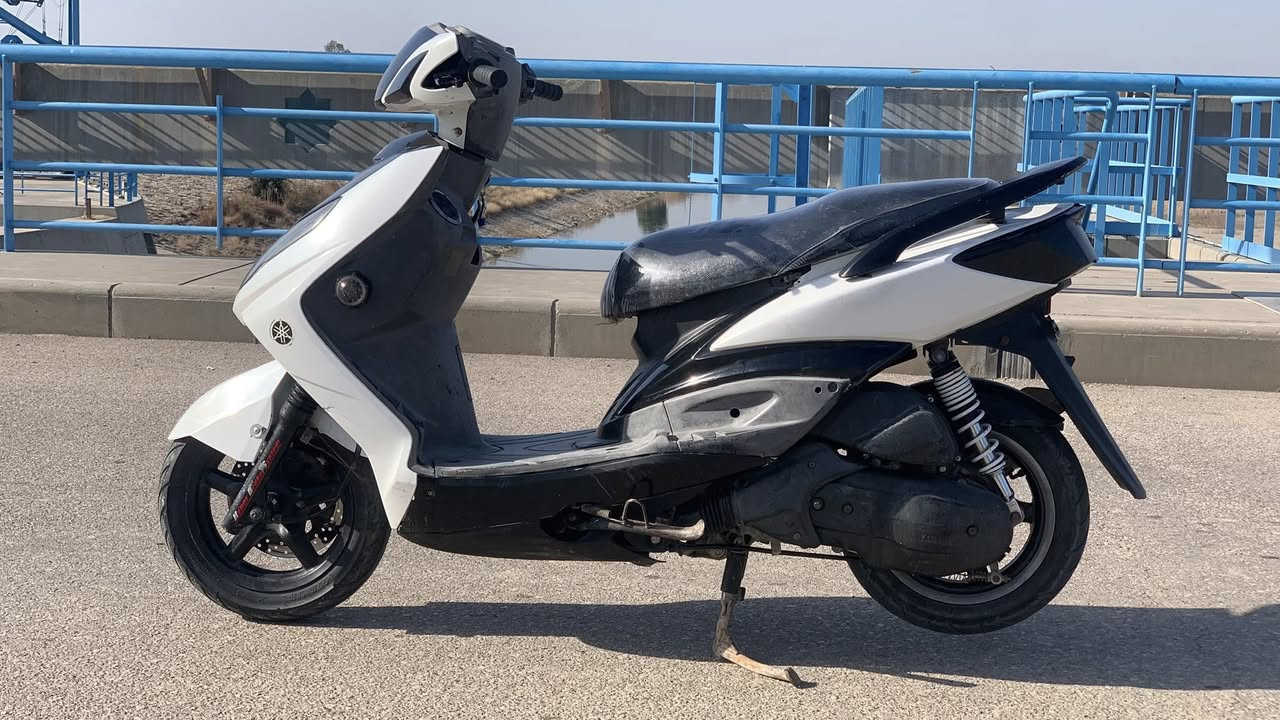 دراجه سكنس لبيع دراجه نضيفه ما مفتوحه دراجه بلاديه سعر خاص هاذه رقمي***********
