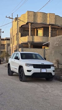 كراند شيروكي • لاريدو بلاك توب • ٢٠١٩