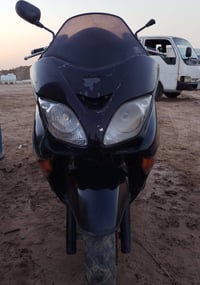 للبيع فورزه 08 جاهزه مكينه نضيفه بدون صرف وبخار كفرات نضيفه السعر(650)...