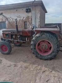 عنترللبيع موديل ٨٧ سنويه فقط تركتر نضيف مايعوزو بس جاملاقات للستفسار ا...