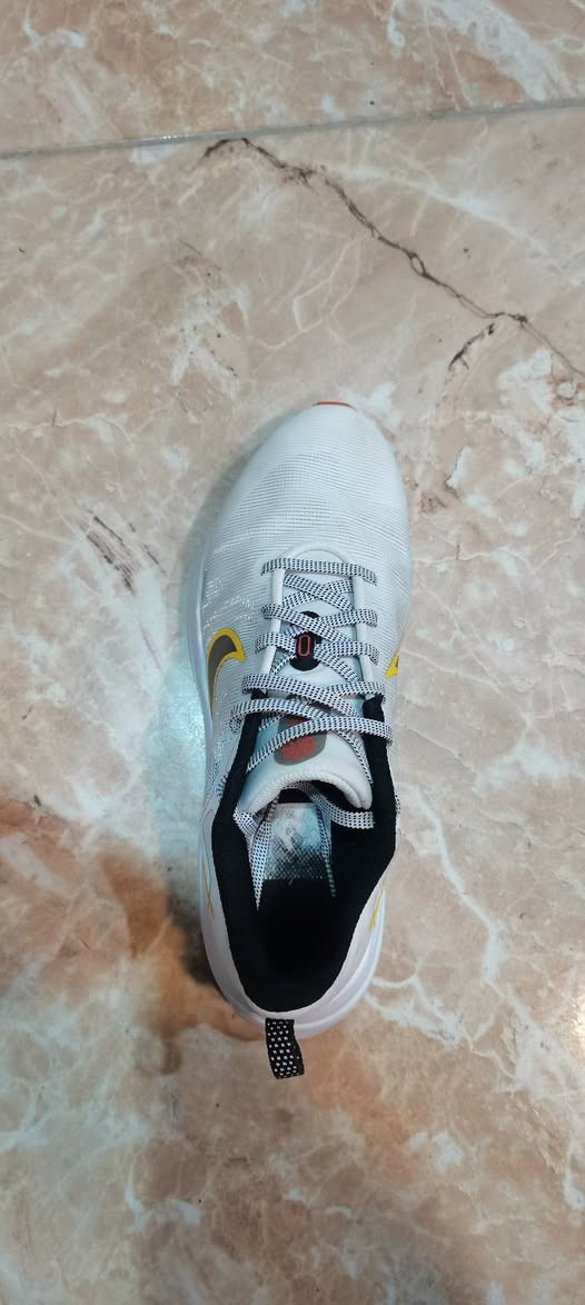 Nike Running size 41
26.5 cm


**إذا كنت صاحب هذا الإعلان وتريد حذفه لأي سبب، رجاءا أرسل رسالة إلى الدعم الفني**