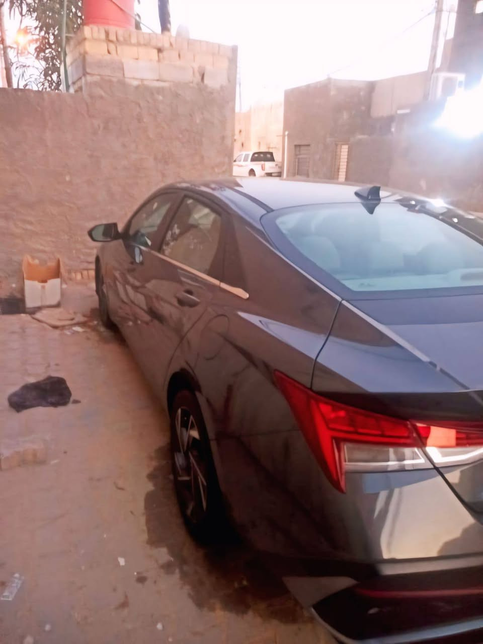 النترا للبيع مديل 24 فول لون اسمنتي صور الحادث مرقم شهداء مثنى ***********
