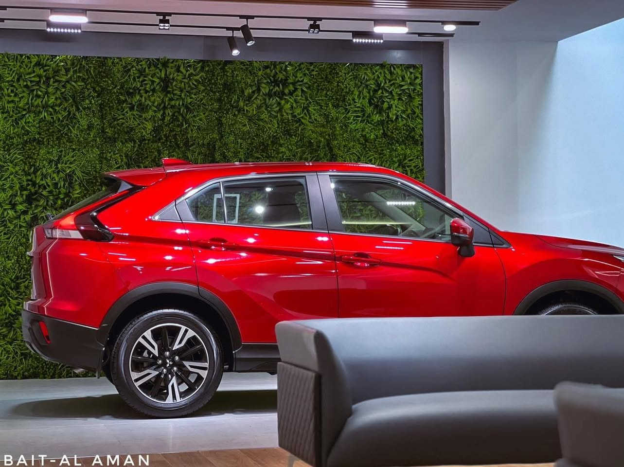 Mitsubishi-E Clipse Cross 2023

- محرك 2.0 لتر V4
 - عجلات مقاس 18 بوصة
 - أضواء LED
 - الكاميرا الخلفية
 - شاشة لمس 8inch
 - مثبت السرعة
 - الأوامر الصوتية والتحكم
 - التحكم  في تحديد سرعة 
- حساس خلفي
- كشنات قماش 

‎للاستفسار والتواصل مع قسم المبيعات 
‎ارجو الاتصال علي 
- Phone : *********** / Whats App
- Phone : *********** / Whats App 
‎بۆ پەیوەندی کردن بە بەشی فرۆشتن 
‎پەیوەندی به ژمارەی
- Phone : *********** / Whats App 
- Phone : *********** / Whats App⁩
