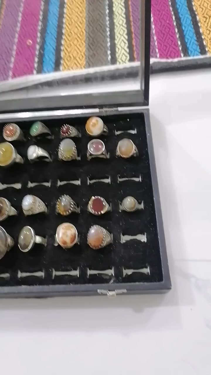 كلهن شلع العدد ١٦محبس فضه عراقيه السعر ٧٥٠الف دينار نهايتهن والتوصيل مجاني


**إذا كنت صاحب هذا الإعلان وتريد حذفه لأي سبب، رجاءا أرسل رسالة إلى الدعم الفني**