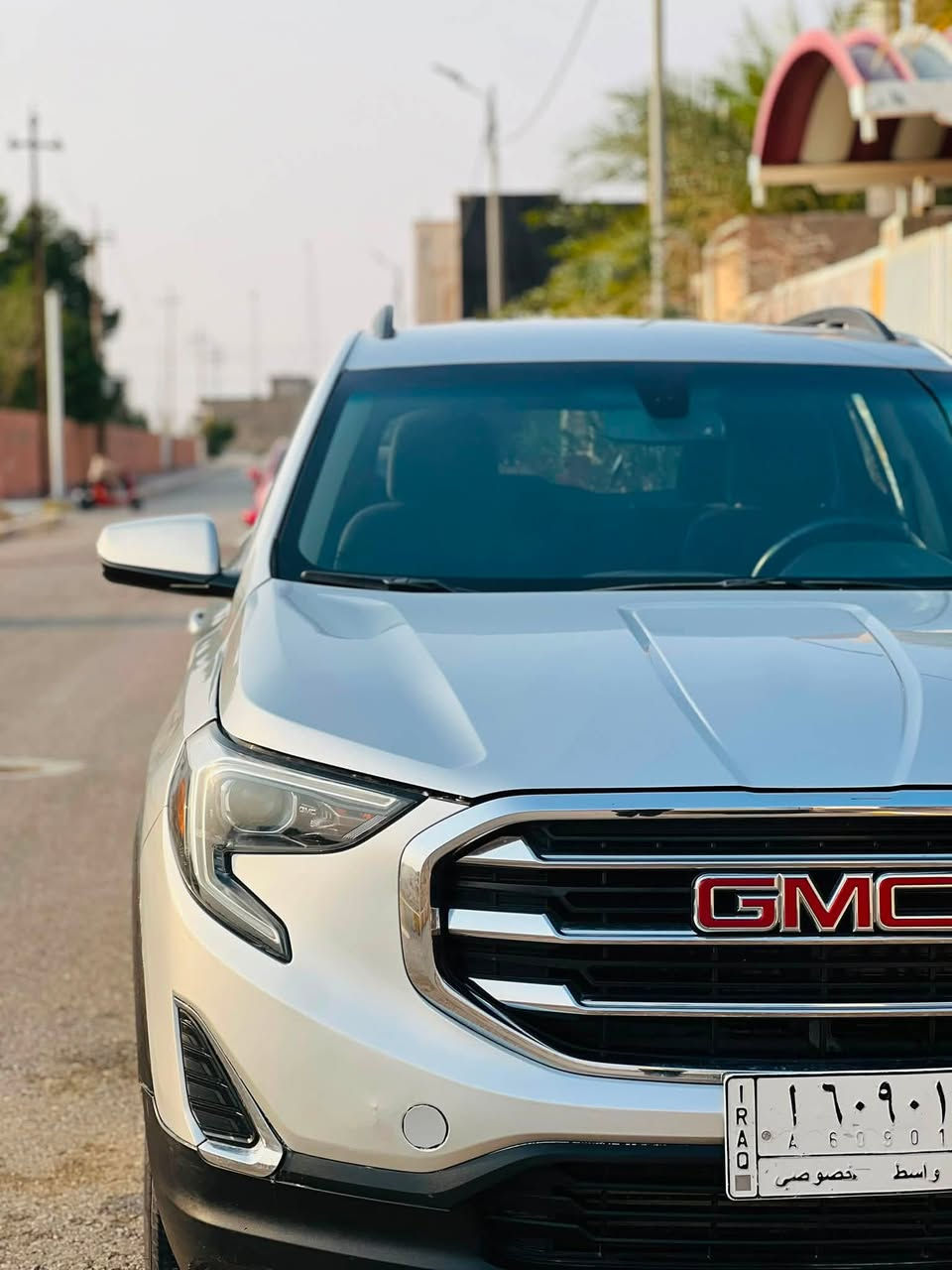 السلام عليكم
GMC TERRAIN 2018 SLE
جي ام سي تيران 2018 للبيع
مواصفات SLE معروفة
لون سلڤر داخل اسود بدون دواخل بدون ايرباك حادث بجم سطحي ما ماذي اي شي تشغيل عن بعد كامرة دوارة بيهة 3 قطع صبغ السعر 135 وبيهة مجال للاستفسار اكثر اتصل على الرقم *********** مكان واسط كوت
