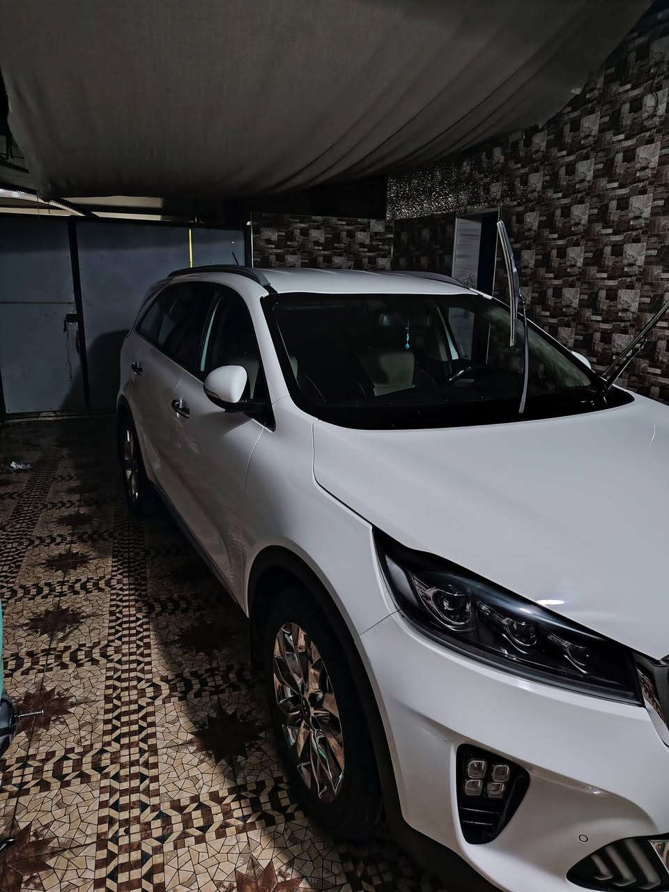 سلام عليكم
سورنتو 18 شكل 20 اربيل مكفولة
رقم ***********
