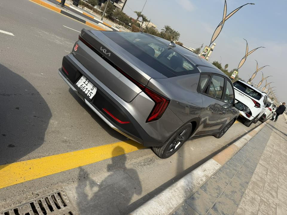 السلام عليكم k4 للبيع 2025
السعر ١٨٦$
مواصفات
رادار ٤ اتجاهات
نقطة عمياء
بصمة وتشغيل عن بعد
شاشه متصل
سايد بريك دكمة
لايت لد ٣ عدسات
بك لايت لد
وباقي المواصفات معروفه
السياره مستورديها كلين 
من وصلت طلع بيها بارد كد شبر بالجاملغ الامامي
موضح بالصور
للتواصل ***********
مكانها بغداد سبع ابكار
