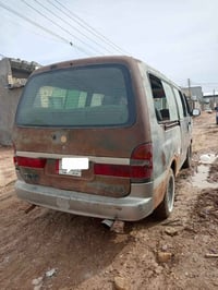 سياره كيه بريجو موديل 2000شواصي مكفوللات  مكينه كير اكسن مكفوللات سيره...