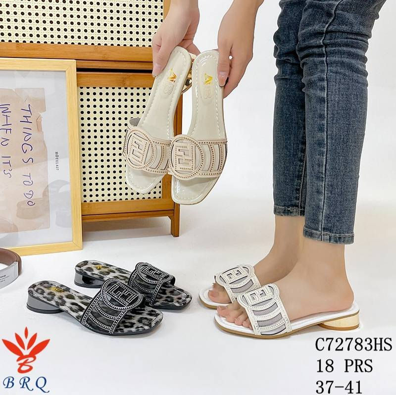 🔥 موديل تفليش 🔥
شحاط نسائي كعب 3 سم
سعر الدرزن 66 الف كمية محدود 🙅‍♀️
🫠 سعر القطعة 5.5 فقط للجملة 
يوجد توصيل كافة انحاء العراق
للاستفسار ***********
🫠🫠🫠
