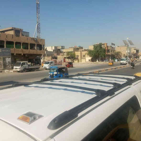 سلام عليكم يوكن 2010 وارد امريكي بدون حادث اجره خطه بغداد عماره بيع أو مراوس السياره اصل ابيض ***********
