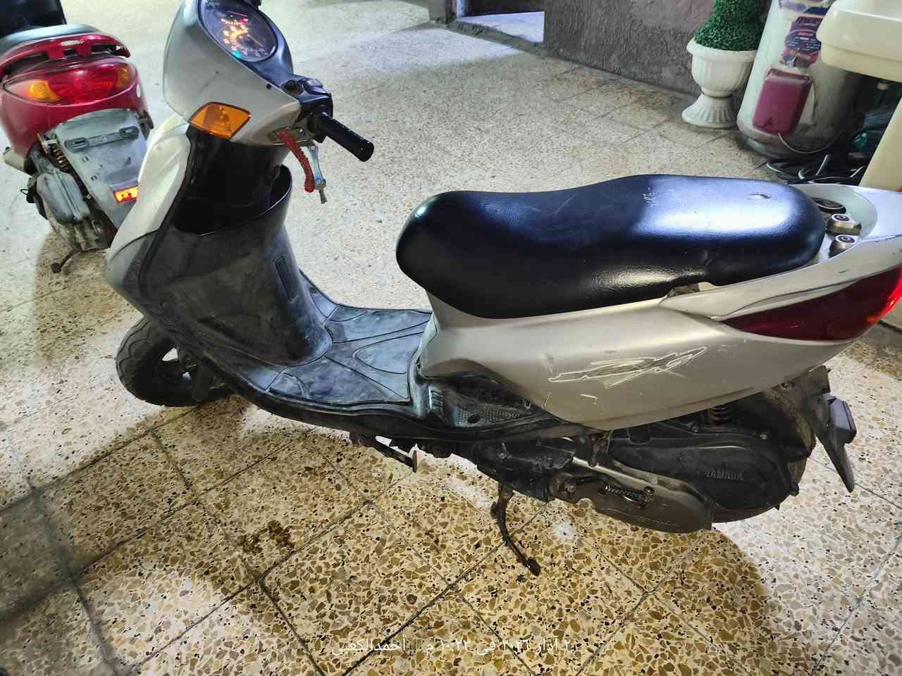 دراجه بريز  تشتغل سلف هندر في اي وقت .دراجه مجفته مرة درجه اولى سعر 400 بيها مجال  المكان بغداد مدينه الصدر ***********
