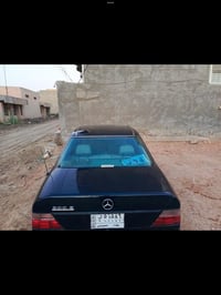 E300 • ١٩٩٣ • بغداد باسمي