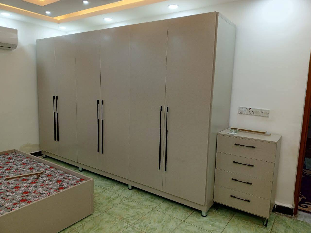 نجاره عباس فاضل 
للغرف النوم  التفصال المودرن التركي  والأبواب 🚪  العنوان السماوه القشله قرب فندق قصر الغدير 
للاستفسار 
***********
الواتساب  *********** السماوا, المثنى
