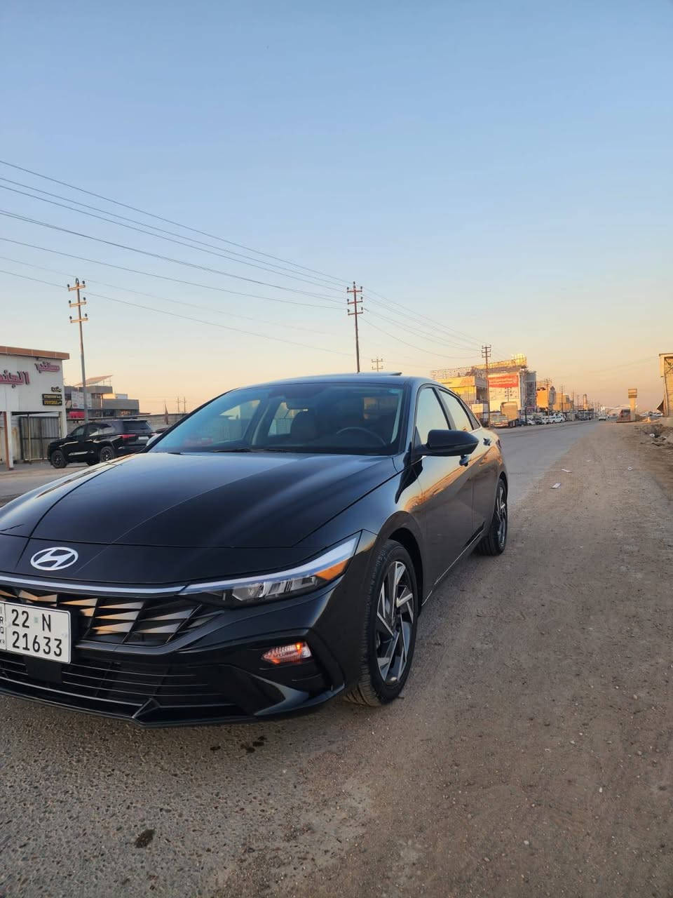 للبيع فقط 
هونداي النترا ٢٠٢٤ زيرو ماشيه 5الاف
 لون اسود فول مواصفات1/1 
 حادثه جاملغ وشويه من باب خلفي بجم كبس بدون ايرباك  بحاله الوكاله جديده وصور حادث مرفقه 
مواصفاته فول 1/1
محرك 2000 الفين دوش 
بصمه +تشغيل عن بعد وترحيب
محرك الفين دوش 
فتحه سقف سلايت 
كشنات جلد +تدفئه بلكشن 
شاحن وايرلس 
اشاير بلمري 
تدفئه بلستيرن 
شاشه متصله كبيره عدادات الكتروني
لايت عدسات +لد نهاري
حساسات اماميه 
منافذ شحن خلفيه
كامره دواره تحكم استيرن كروز سرعه مثبت سرعه رادار امامي وجانبي توقف ذاتي تحديد مسار قياده ذاتيه نظام وظعيات قياده وباقي مواصفات معروفه 
رقم اربيل ترقيم جديد تحويل مباشر
السعر ١٦٩ ورقه وبيه مجال بسيط 
مكاني بغداد قرب علوه الرشيد يم القوس 
اي استفسار/ ***********
                 /***********
