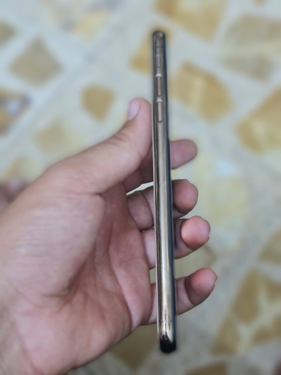 ايفون اكس ماكس اس جهاز نضيف بطاريه 82 ذاكره 256  جهاز بدل شاشه اصليه 3خيارات . فيس ايدي شغال /مراوس ويا جهاز ثاني او بيع قيم سعر /***********
