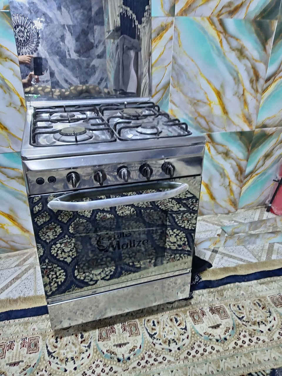 طباخ مصري ماليزي شغال ع فحص ب ١٠٠ مركز الديوانية  ***********
