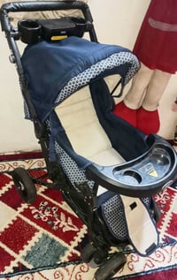 عربانة • نضيفه • كرسي أطفال