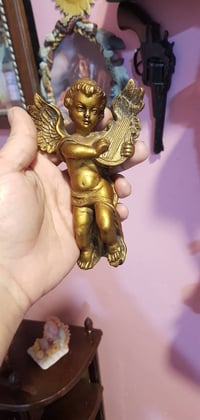 تعليك قطعة • توصيل متوفر • ديكور