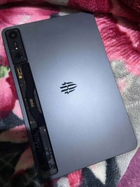 ايباد ريد نوڤا برو • ٥١٢ • شاحن ١٢٠ واط