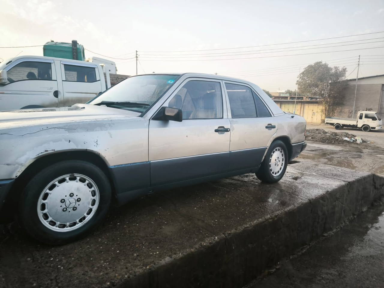 السلام عليڪم 
مارسدس دب موديل 1988

رقم صلاح الدين انكليزي بإسمي 

هزة جديدة سنوية جديدة للـ 2031

حدادية جديدة

غرفة نظيفة

مكينة بطة 2500 حصان مكفولة من التبخير والتنقيص

الڰير ممتاز

الكهربائيات شغالة 

سعرها43 ورقة وبيهة مجال للـ جادين فقط

مكانها [صلاح الدين - سامراء] 

للتواصل 

***********
