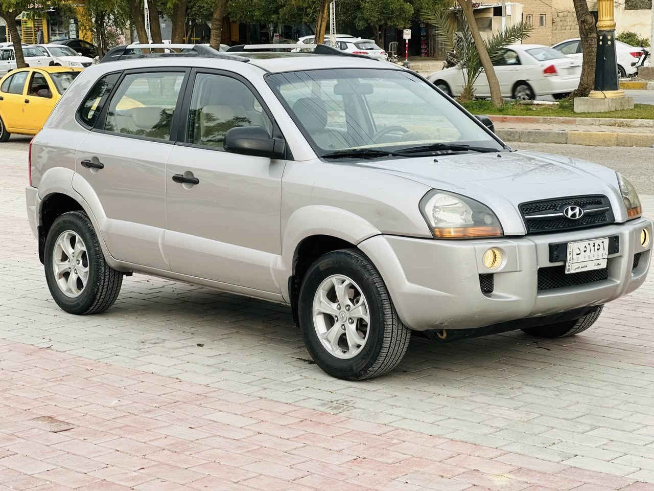 يا الله توسان موديل 2009 رقم بغداد تحويل مباشر مكفوله كفاله عامه من كلشي  فول موصفات مفتحه تبريد قطعتين محرك وكير مكفرلات تخم تاير ويل كب سياره حلوه ومال جناي مكانه كربلاء الحسنيه مكلف بنشر ***********
