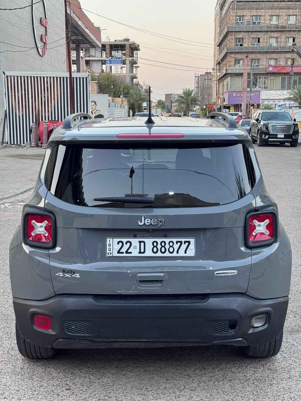 السلام عليكم جيب رنكد مديل 22 اربيل سنوية جديده حادث دعامية وطرف البنيد شاصي لغد مكفول ايرباكات سليمة بيها بارد قليل باب الصندوك فول عدا الفتحه رادارات كراسي كهرباء تشغيل عن بعد شاشة كبيره كامره فول تحكم ماشيه 20 حقيقي مكينه كير حداده تبريد تايرات مكفولات جاهزه من كلشي بيع او مرواس السعر 135 وبيها مجال قليل مكان السياره بصره ***********
