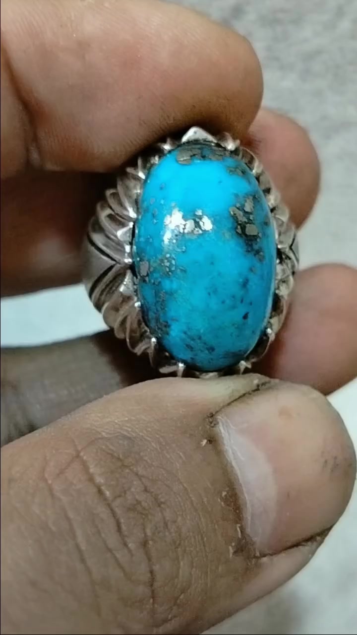 حجر الفيروز الكرماني الايراني الطبيعي مصاغ علي خاتم فضه عيار 950 كاست امين تصميم مميز دبلة محمله 👑
:للتواصل:
🔹الأتصال علي:01118688051 /01021924282 📞
من خارج مصر اضافه كود 2+ قبل الرقم
🔹او ارسال رساله عبر رسائل الصفحه
🔹أو ارسال رساله عبر واتساب بصوره أو كود المنتج اللي حابب تستفسر عنه 👈 : https://bit.ly/3bR8pRr 
#احجار_كريمة #ياقوت #عقيق #فضه #ذهب #سعودية #مصر #السودان #الامارات #العراق #اليمن #الخليج #مشاهير
#ring #silver #gemstones #jewelry #agate


**إذا كنت صاحب هذا الإعلان وتريد حذفه لأي سبب، رجاءا أرسل رسالة إلى الدعم الفني**