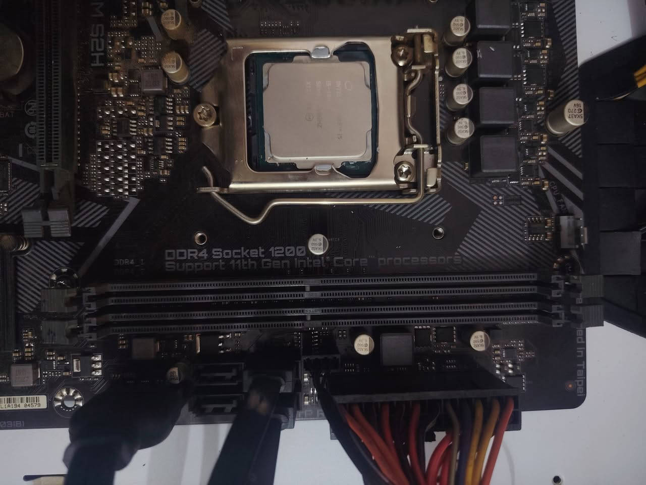 مذربورد GIGABYTE H510M
معالج I5 10400F

مبرد كولر ماستر حراره المعالج تحت الضغط ما تعبر ال 55

السعر 200 شامل التوصيل
علما بس المبرد اخذته ب 45 قطع ما ابيع ابيع كامل


**إذا كنت صاحب هذا الإعلان وتريد حذفه لأي سبب، رجاءا أرسل رسالة إلى الدعم الفني**