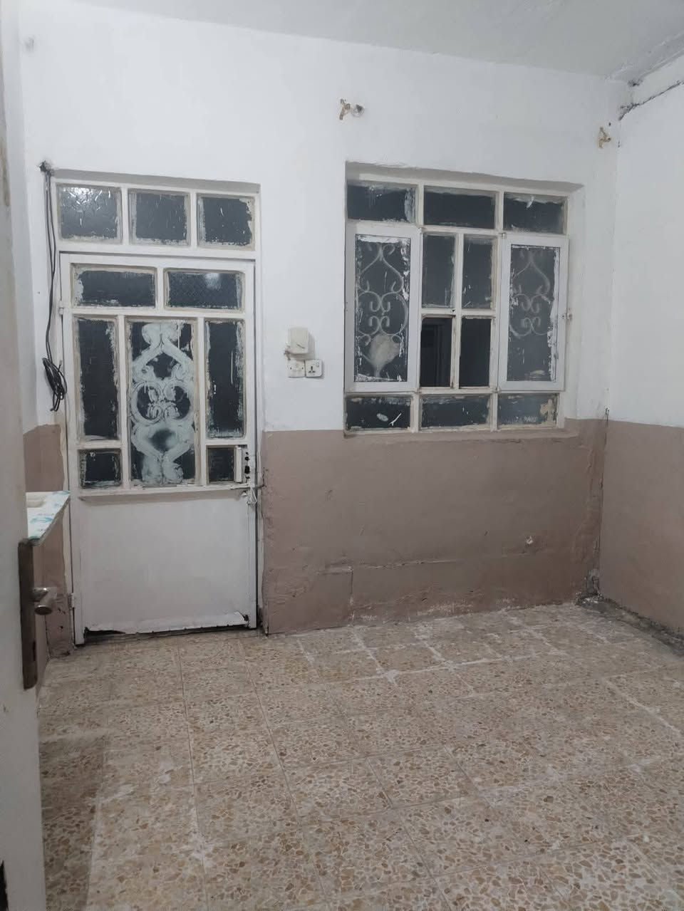 دار للايجار
100. م الايجار 250
نجف حي الوفاء قرب مجسرات زهراء يحتوي ع غرفه وصاله وستقبال ومطبخ وصحيات


**إذا كنت صاحب هذا الإعلان وتريد حذفه لأي سبب، رجاءا أرسل رسالة إلى الدعم الفني**