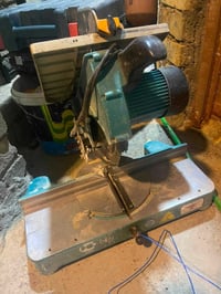 كتر يلماز نضيف مابي عيب 45 مالتة حلوة مرتبة سعر 400 وبي مجال 077228020...