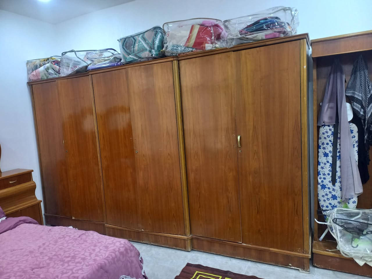 غرفة نوم للبيع المكان بغداد
السعر ٤٠٠ قفل


**إذا كنت صاحب هذا الإعلان وتريد حذفه لأي سبب، رجاءا أرسل رسالة إلى الدعم الفني**