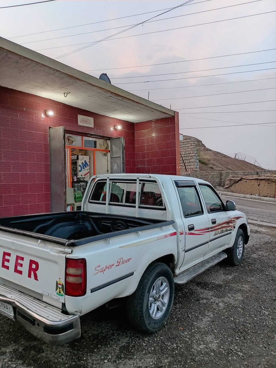 سلام عليكم سوبر دير للبيع موديل 2014 رقم صلاح الدين ألماني سنويه 28 تدفئه تبريد كهربائيات كلها شقاله السعر 60 ارقم ***********
