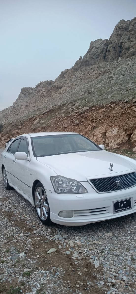 سڵاوی خوای گەورەتان لێ بێت  
شاهینە 2006مووس بۆ فرۆشت. سەیارەکە ئێ دەستی خۆمە .
گێڕ کەورەی مەکینە بچووکە ئاڵتوونی بازاڕ. سەیارەکە سێ دووگمەیە. ویل دینگەی ستیلی لۆکی لەسەرە. شاشە ئایپاتە . گێڕو مەکینە کارەبای و تەقەوڕەقەی بەشەرتە. چوار تایە سفری لەسەرە . سحری 70گەڵاو مەجالیکی براریانە. شووێن ڕانیە. سەیارەکۆد کراوە . رانية, السليمانية


**إذا كنت صاحب هذا الإعلان وتريد حذفه لأي سبب، رجاءا أرسل رسالة إلى الدعم الفني**