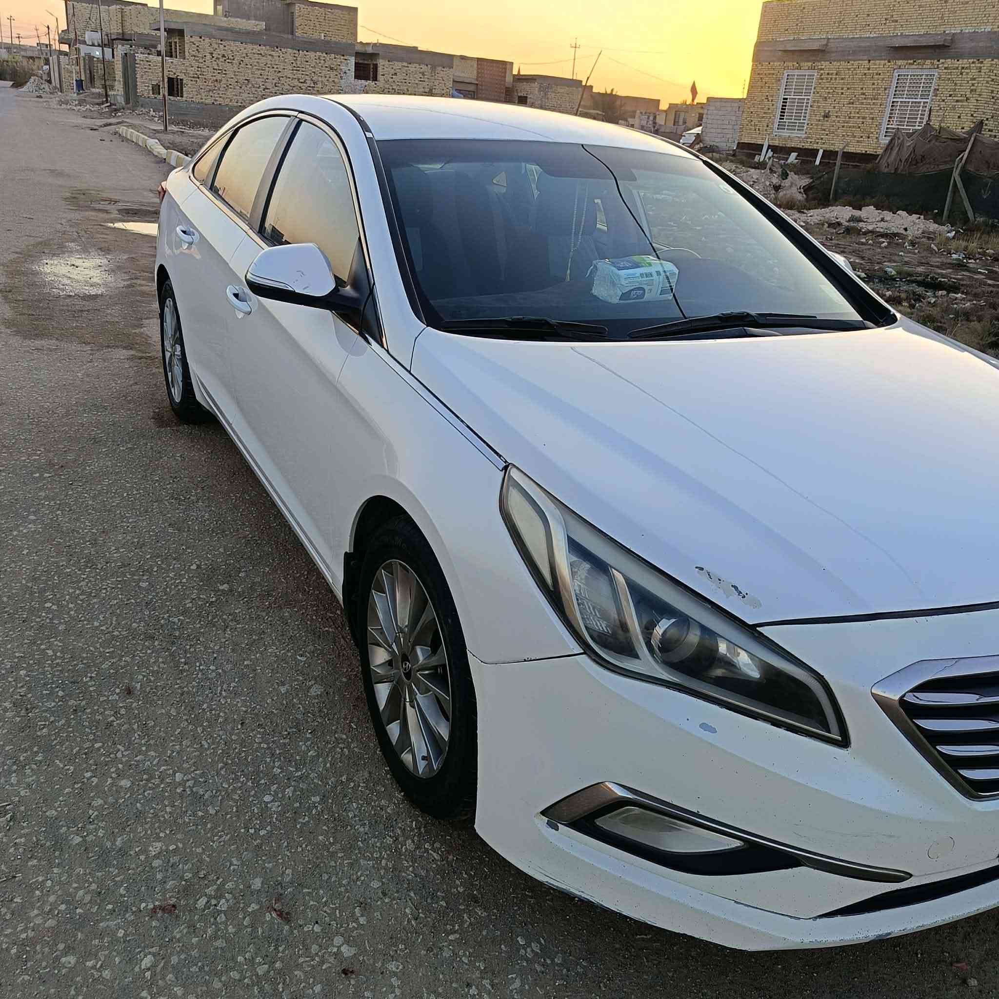 السلام عليكم ...سوناتا خليجي 2015...ميكنه 2400 دوش مواصفات ..مري شفط تبريد قطعتين حساسات تحكم ستيرن تحديد سرعه .. بيه هلال جاملغ الايمن السعر 147 .غير متواجد ع الفيس فقط اتصال ***********
