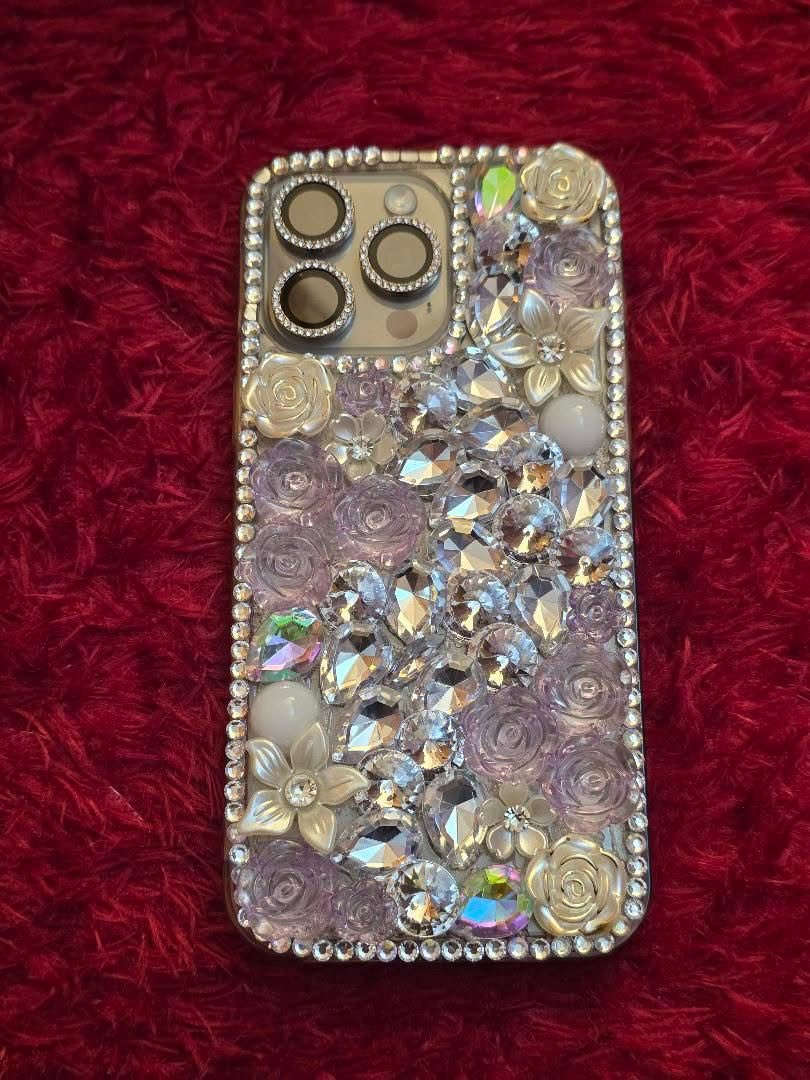 السلام عليكم 
ايفون ١٥ برو ماكس للبيع السعر بمليون وربع للتواصل والاستفسار على هذا الرقم ***********
