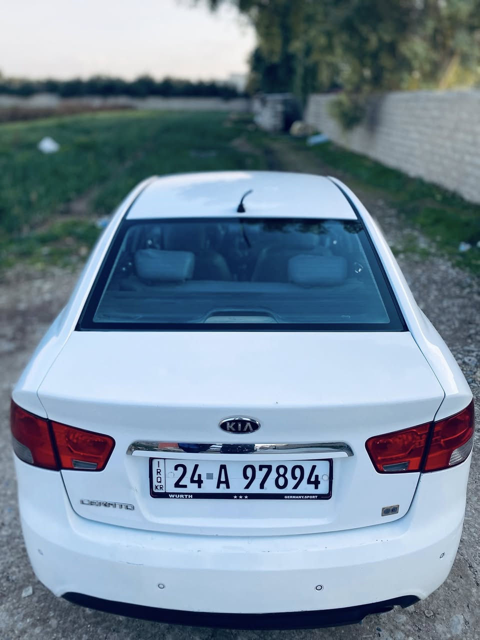 السلام عليكم
للبيع كيا سيراتو 2013 
سنويه 2030 ورقم جديد 
مرايات شفط واشاره 
تحكم ستيرن وشفتات 
محرك ١٦شرط لا تبخير لا تنقيص 
كير ٦نمره شرط 
طخم تايرات جدد 
حادثها جاملخ الخلفي فقط ومبدل صندوق اصلي 

للاستفسار :***********
كورك : ***********
العنوان موصل شقق الحدباء
