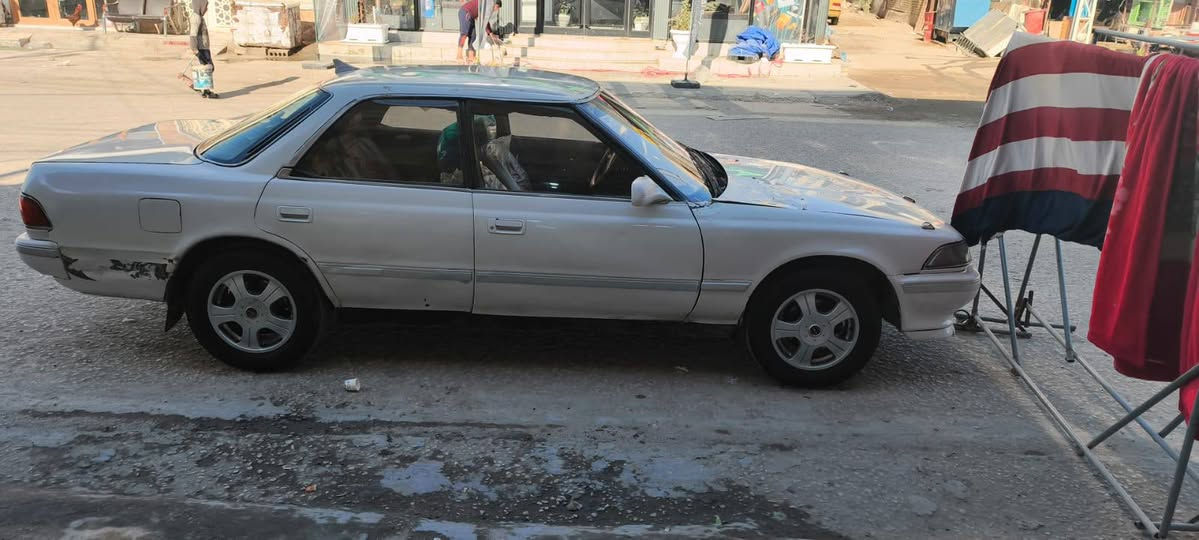 سلام عليكم
سياره مارك عضم صالون مديل 1990 

مكفوله من الكص ونقل جثه والغرامات مصفره رقم انكليزي طالع بشهر 2026/1/7

سنويه كذلك جديده شرط مداور ثاني يوم صاعده هزه قبل شهر تخم تاير حداديه قبل 10تيام سويته كامله وجديده 

كير ومكينه خير من الله لا تبخير ولا تنقيص 

السعر 35ورقه وبيه مجال حك الجيه 

المكان نجف قضاء المشخاب
***********
