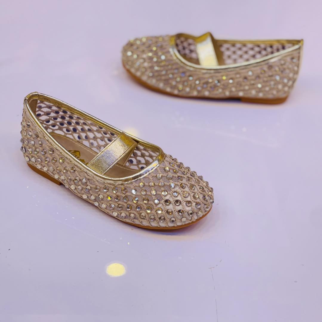 جديد الرفيف للاحذية
حذاء طفله
القياسات 25-26-27-28-29-30
يتوفر توصيل 🚚 
كوت شارع الهورة مجمع ابن فنجان 
للحجز والاستفسار مراسلة البيج 
#واسط #كوت #الهوره_كوت #الهوره_واسط


**إذا كنت صاحب هذا الإعلان وتريد حذفه لأي سبب، رجاءا أرسل رسالة إلى الدعم الفني**