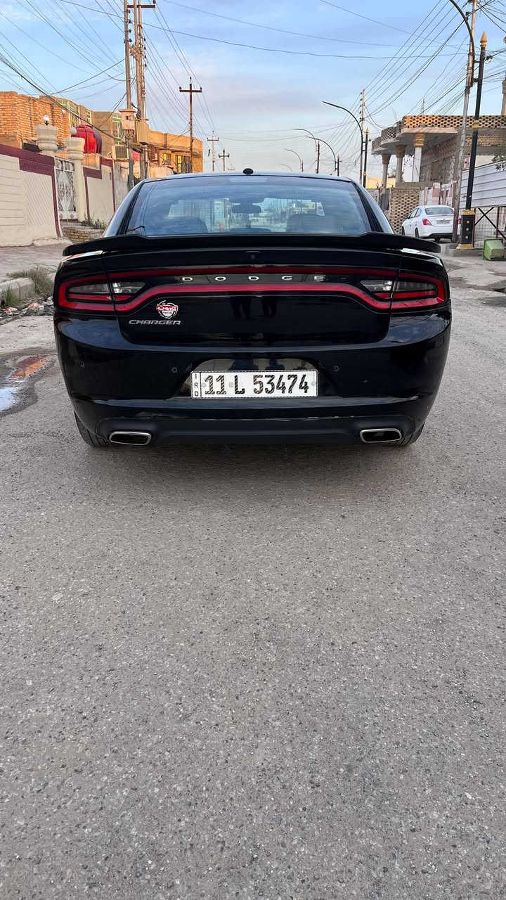 السلام عليكم... جارجر 22 اصل اصل بسمي رقم بغداد انكليزي السياره فول للأخير بدون ذكر المواصفات ماشيه 108 سياره جاهزه ماذب عليه 1000 دينار حداديه تخم تاير ريحت الشركه بيه سياره بيه بارد بطرف الباب الخلف السائق موضح بالمقطع وبيه طخه بدعاميه الخلفيه خفيفه بس بالقفل مال الجنطه فقط لاواصله حوض ولا كلشي والباقي كفاله السياره وارد كندي السعر المطلوب 228 بيه مجال بسيط للاستفسار الاتصال على الرقم *********** العنوان ذي قار قضاء الشطره
