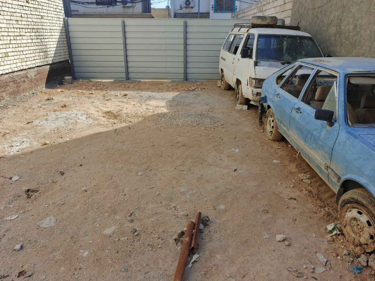 يا الله اللهم صل على محمد وال محمد بسم الله الرحمن الرحيم قطعه مساحه 80 متر موقع كربلاء المقدسه حي النقيب قريب عل شارع محمد الامين قريب عل امام خدمات المنطقه ما هو مجار وكهرباء على شارع ٦متر  رقم الهاتف *********** حياكم الله بالجميع
***********📞📞☎️
مكلف بلنشر
