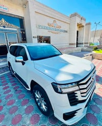 لاندكروز GX • ٢٠٢٢ • كفاله وكالة