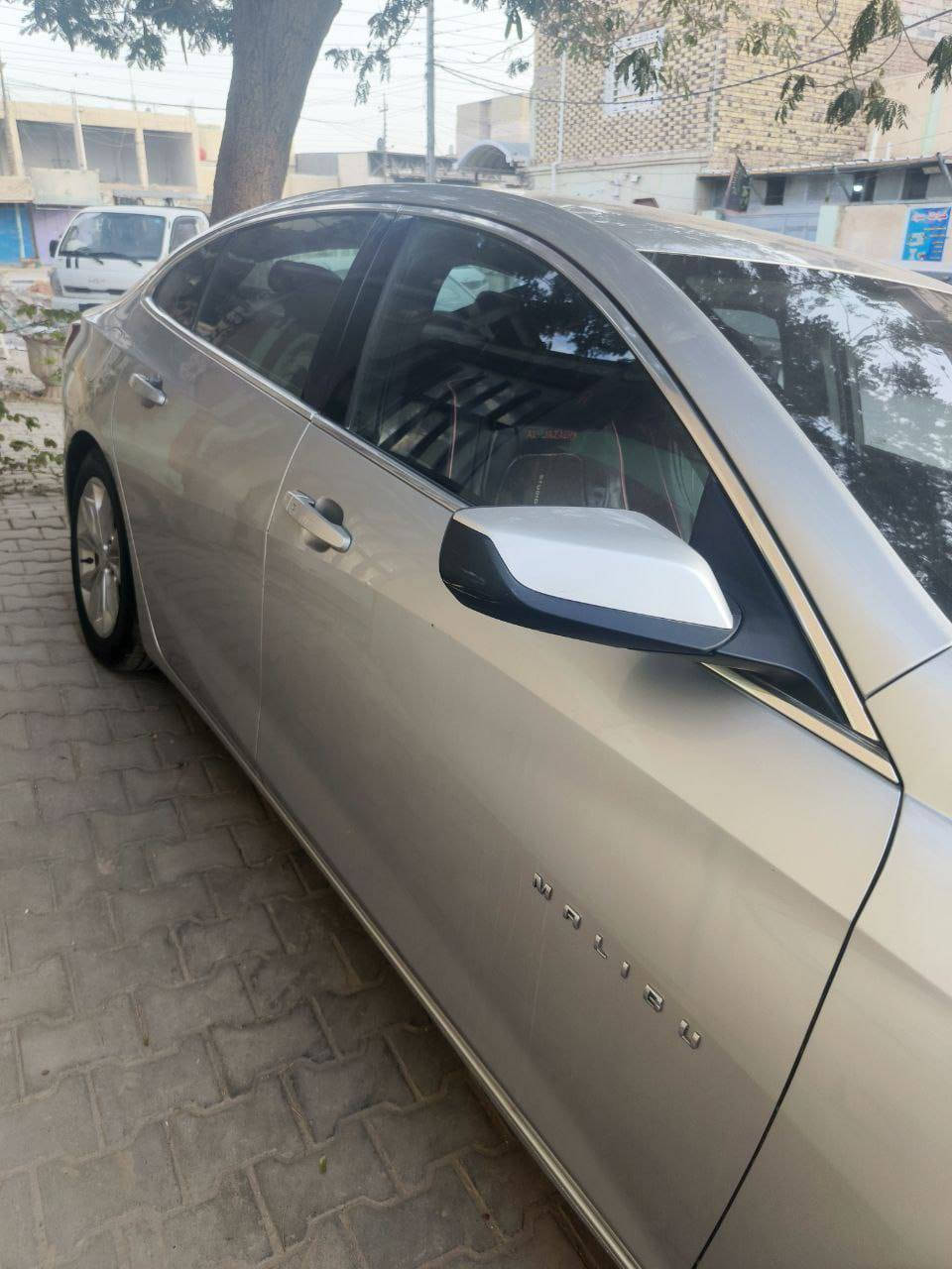 السلام عليكم
ماليبو موديل 2020 للبيع او مراوس بموديل أحدث 

وارد امريكا حادثها بسيط ب امريكا وبيها دحجات خفيفه هنا بلعراق سنوية لحد سنة 2027 رقمها اربيل بأسم شركةSaif Ghalib
***********
