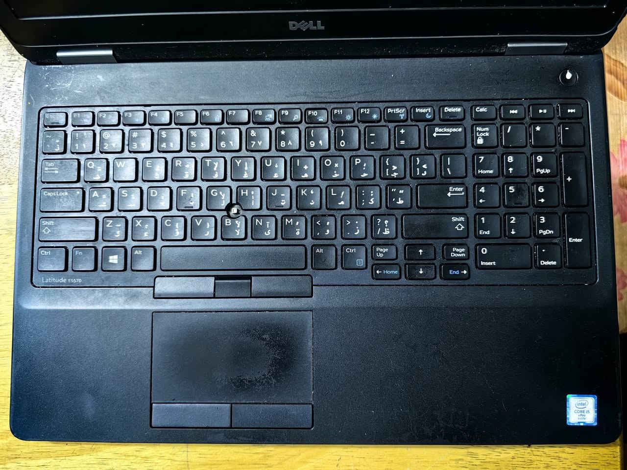 Dell latitude 5570
معالج i5-6440hq
رام DDR4 8 
هارد nvme 256g
كارت شاشه داخلي ٤كيكا  HD 530 مشغل عليها هوايه ألعاب
بطاريه جيدة جدآ
نظافة اللابتوب ٨٥٪
ملحقات حقيبه+شاحن
((ملاحظه الشاشه مرات ويا لون الأبيض ترمش 
وبي كارت شاشه خارجي بس يحتاج تبديل معجون حراري وللعلم اني اصلا اعتبر الجهاز بدون كارت خارجي لان شغلي كله ع داخلي وبدون أي خلل كذلك دكمه f10 مديوسه لكن مماثر ع شي))
بيع او مراوس


**إذا كنت صاحب هذا الإعلان وتريد حذفه لأي سبب، رجاءا أرسل رسالة إلى الدعم الفني**