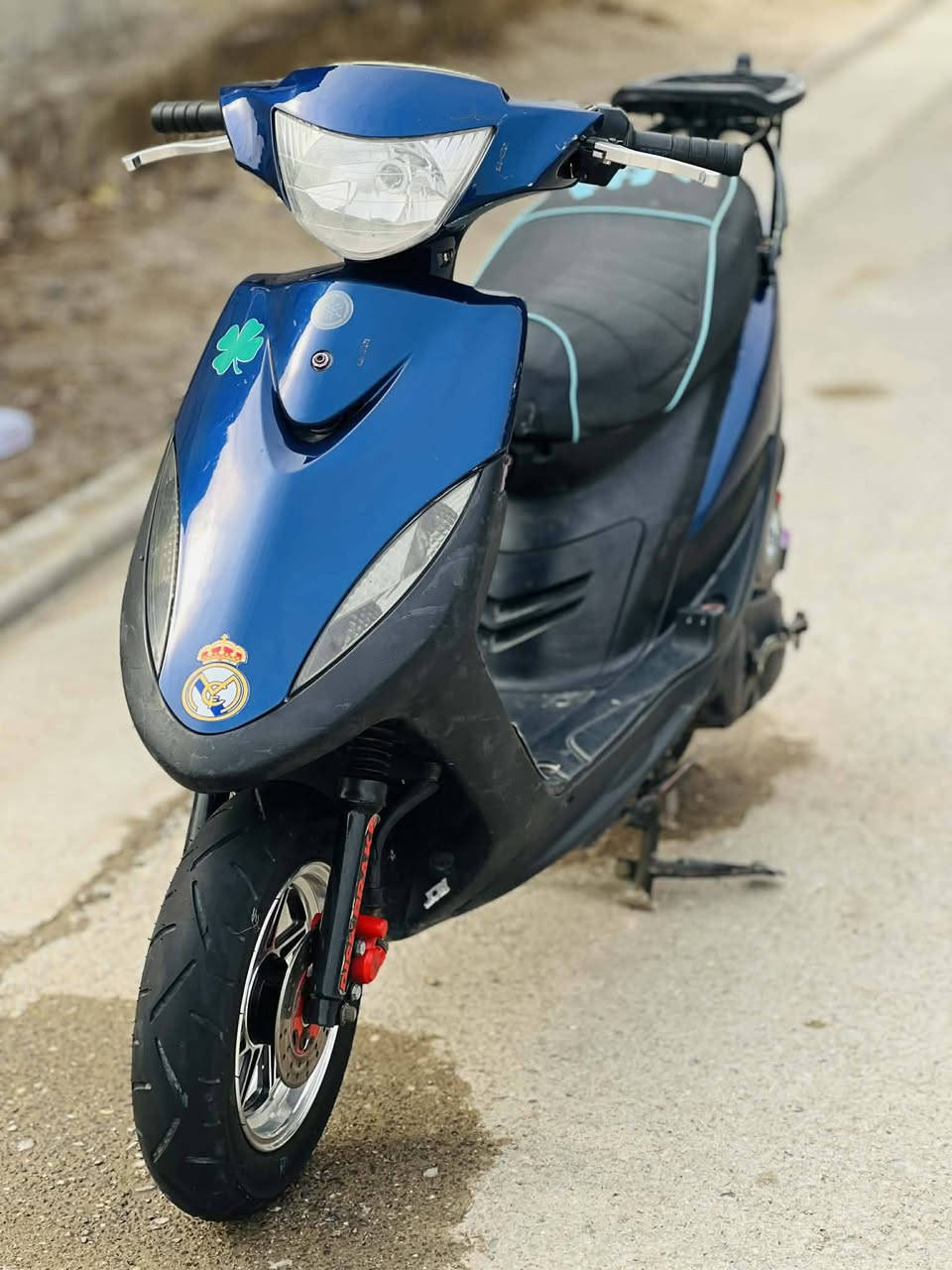 سلف هندر كهربائيات الكل شغاله لايت عالي ناصي صطب لايت كيك سرعه كلشي شغال  صلنصه اف ام تزويد تايرات تخم جديد وياله نجمه كاسحه  دبلات  دبل خلفي مزود  جدد كلشي بيه جديد مال جنى شلعه معدل نكره سلف السعر( ٥٧٥) وبيه مجال للشراي
الموقع بغداد جسر ديالئ فلكه سلمان باك
***********
