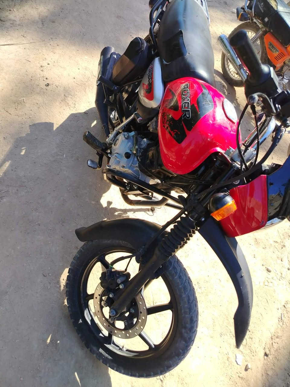 السلام عليكم بوكسر للبيع الموديل 22 اوراق ستنساخ مكاني بابل السياحي السعر مليون وبيه مجال‏‪***********‬‏
