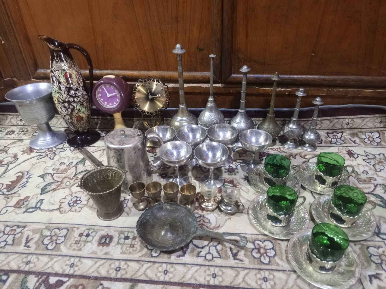 السلام عليكم اخوان غراض نواعم نحاس طلاء فضه ونحاس صافي هاون فافون بدون يده ساعات تكويك للبيع مكاني بغداد مدينة الصدر يوجد توصيل اتصال واتساب فقط ***********
