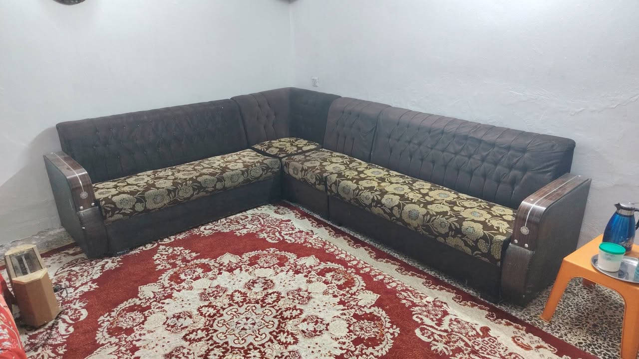 تخم مستخدم للبيع عنواني بغداد الحرية الاستفسار أكثر الاتصال على الرقم ***********
