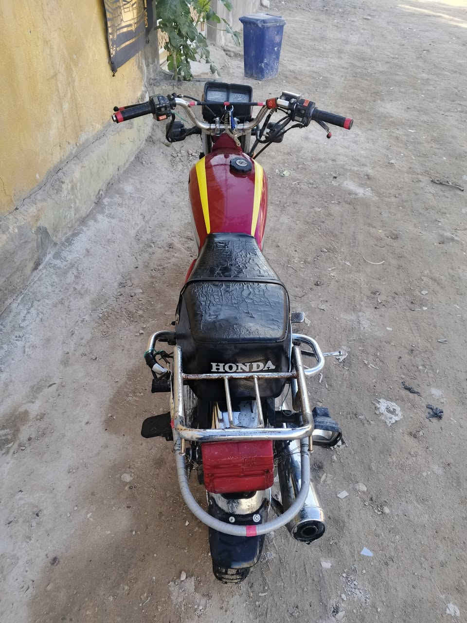 دراجه 5كير نضيفه واوراق مديل 2020 دراجه حلوه 
مكاني نجف سعر 500 وبيه مجال بصيط ***********
